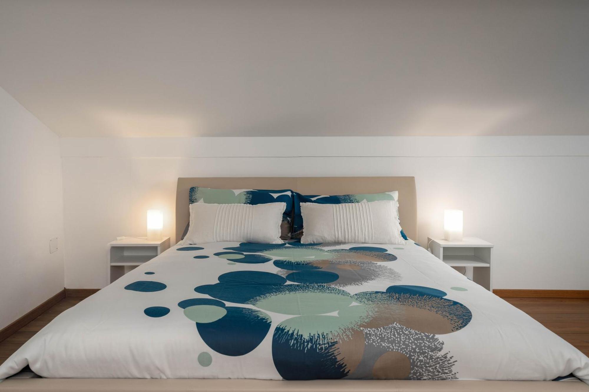 Degrassi Square Apartments (Adults Only) Vrsar Ngoại thất bức ảnh